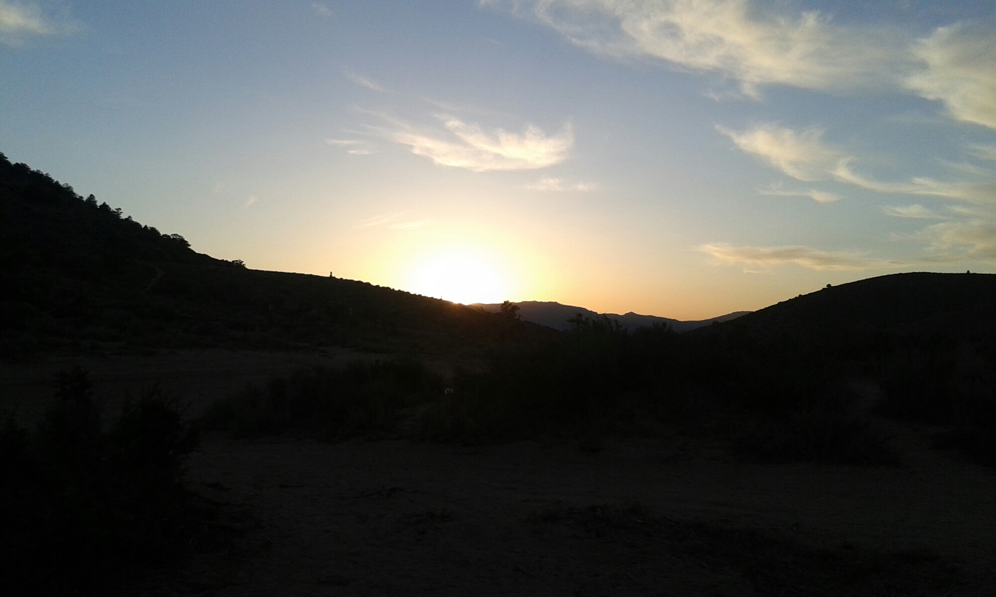 Sonnenuntergang im Camp image