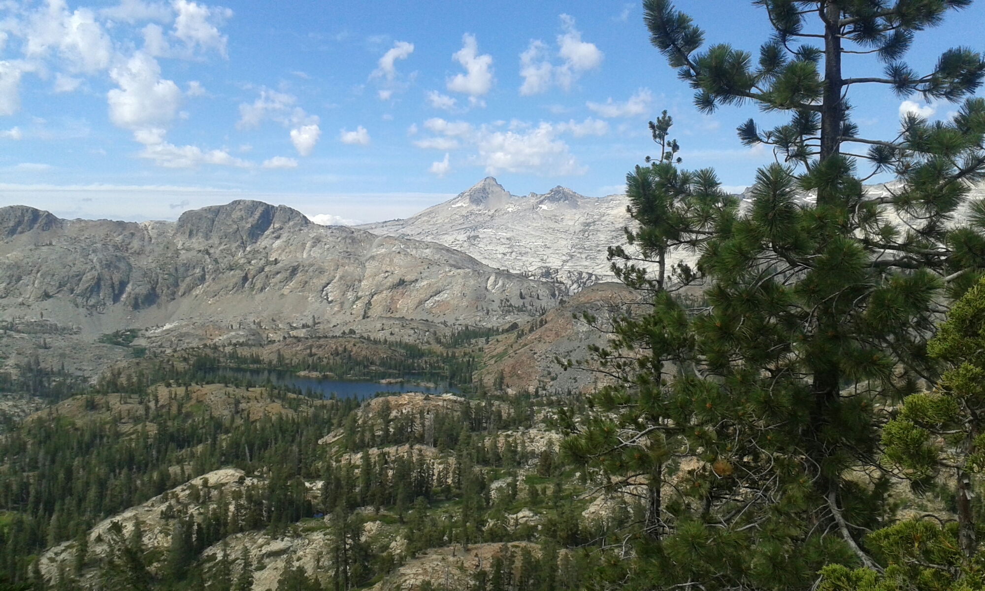 Aussicht ins Tal image